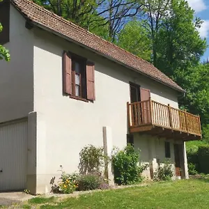 Maison D'hôte, Gîte, La Maisonnette , Vic-sur-Cère France